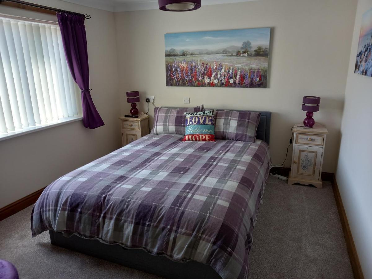 Pet Friendly Beautiful Detached Cottage Close To Spurn Point, Easington And Withersea Kingston upon Hull Kültér fotó