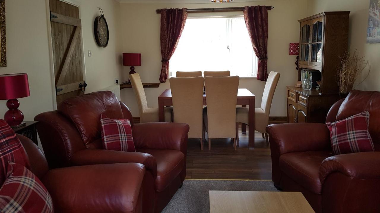Pet Friendly Beautiful Detached Cottage Close To Spurn Point, Easington And Withersea Kingston upon Hull Kültér fotó