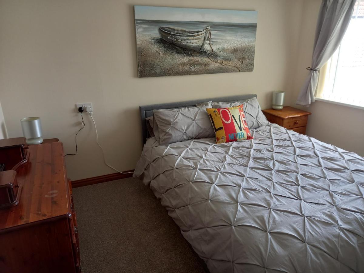 Pet Friendly Beautiful Detached Cottage Close To Spurn Point, Easington And Withersea Kingston upon Hull Kültér fotó