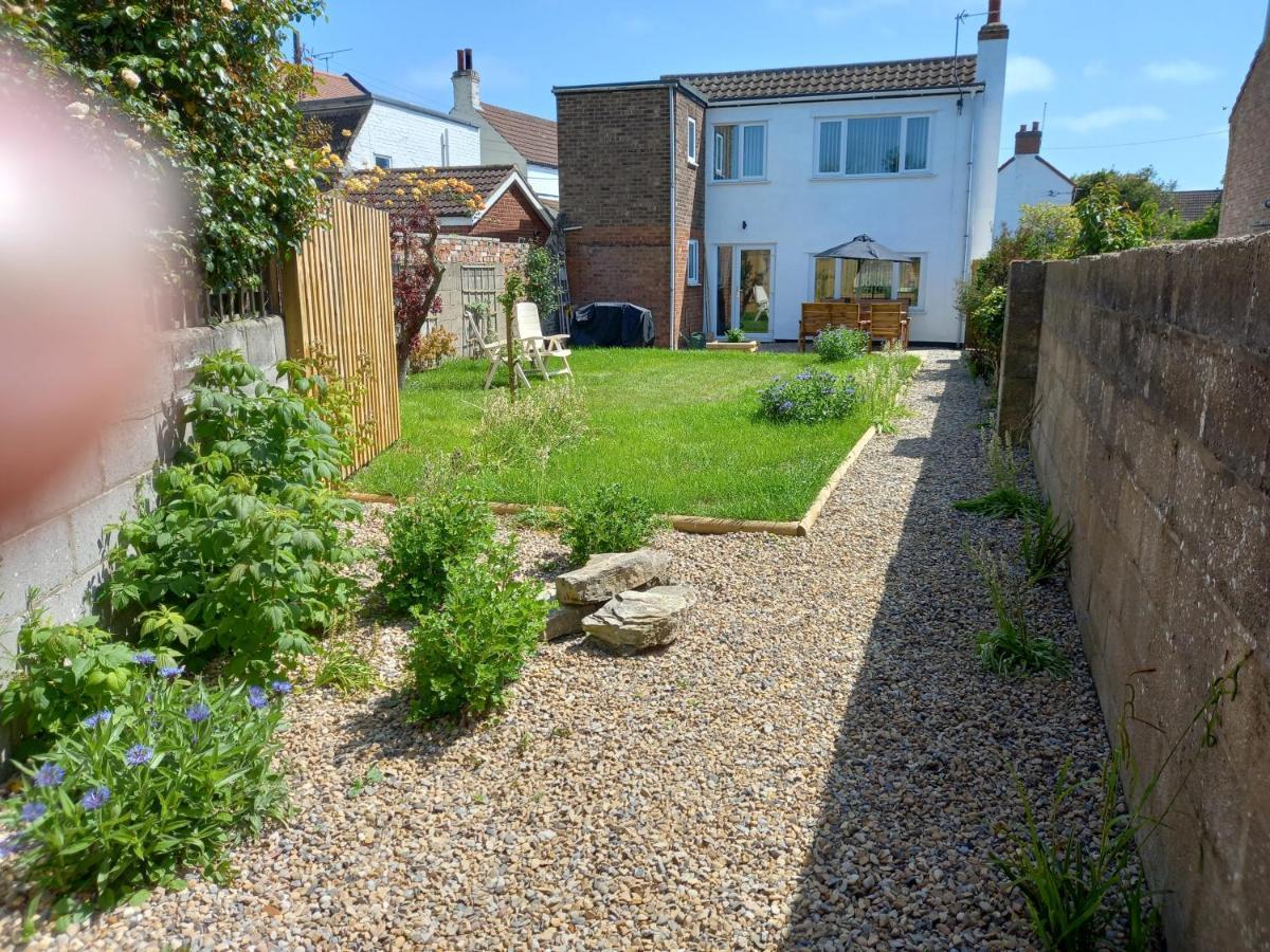 Pet Friendly Beautiful Detached Cottage Close To Spurn Point, Easington And Withersea Kingston upon Hull Kültér fotó