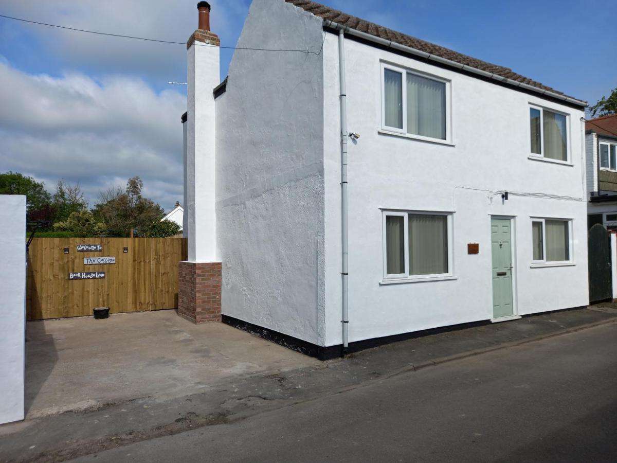 Pet Friendly Beautiful Detached Cottage Close To Spurn Point, Easington And Withersea Kingston upon Hull Kültér fotó