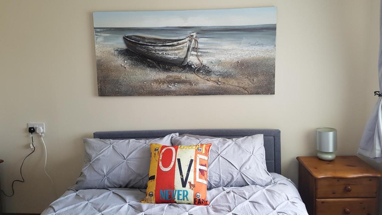 Pet Friendly Beautiful Detached Cottage Close To Spurn Point, Easington And Withersea Kingston upon Hull Kültér fotó